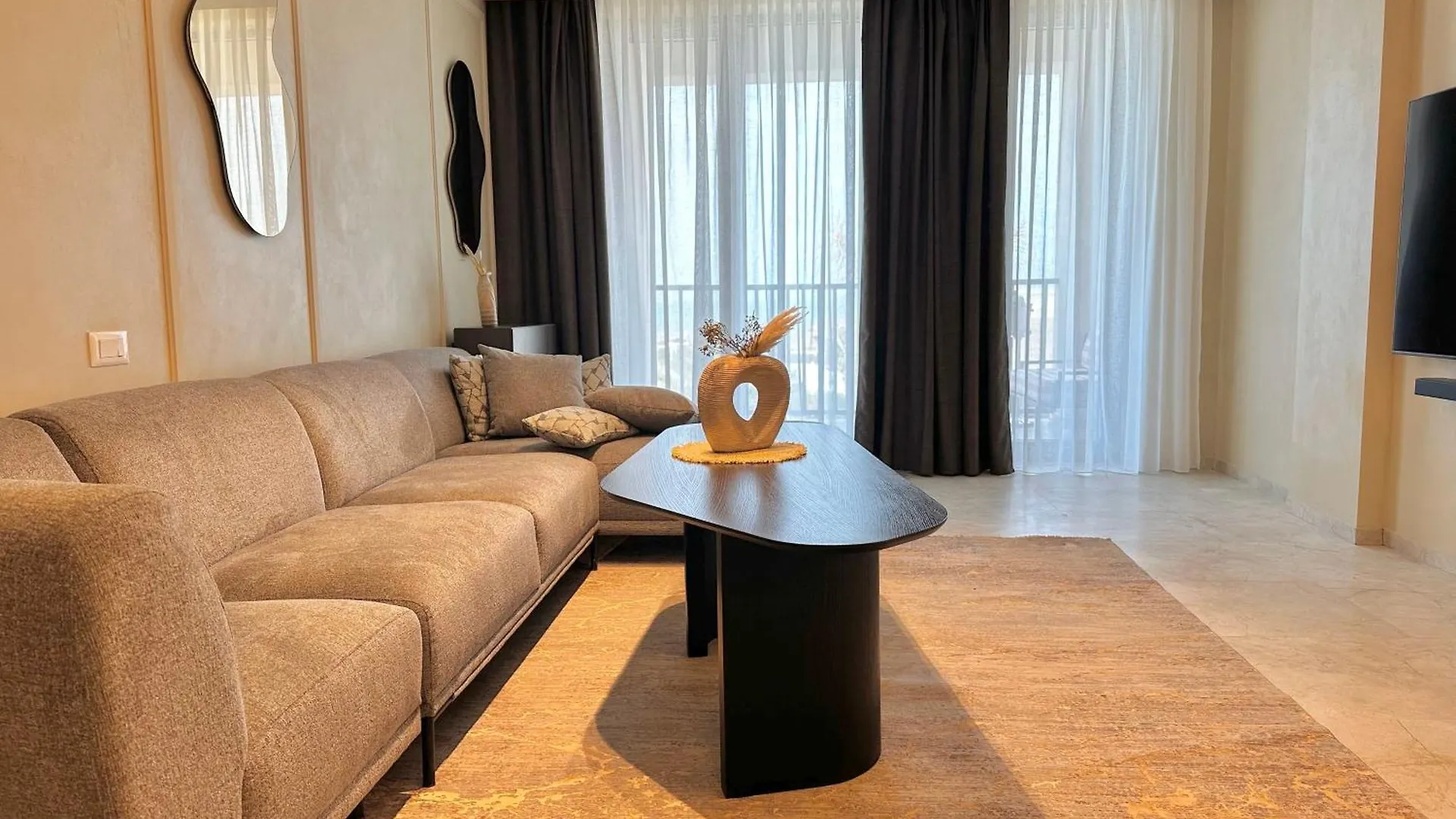 Luxury Sea View Apartment In Sea Breeze Grand Baku