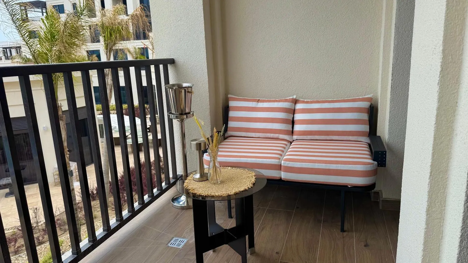 Luxury Sea View Apartment In Sea Breeze Grand Baku